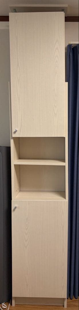 【現地引き取り】SANGO 山五(さんご) 天井突っ張り耐震本棚 扉付き