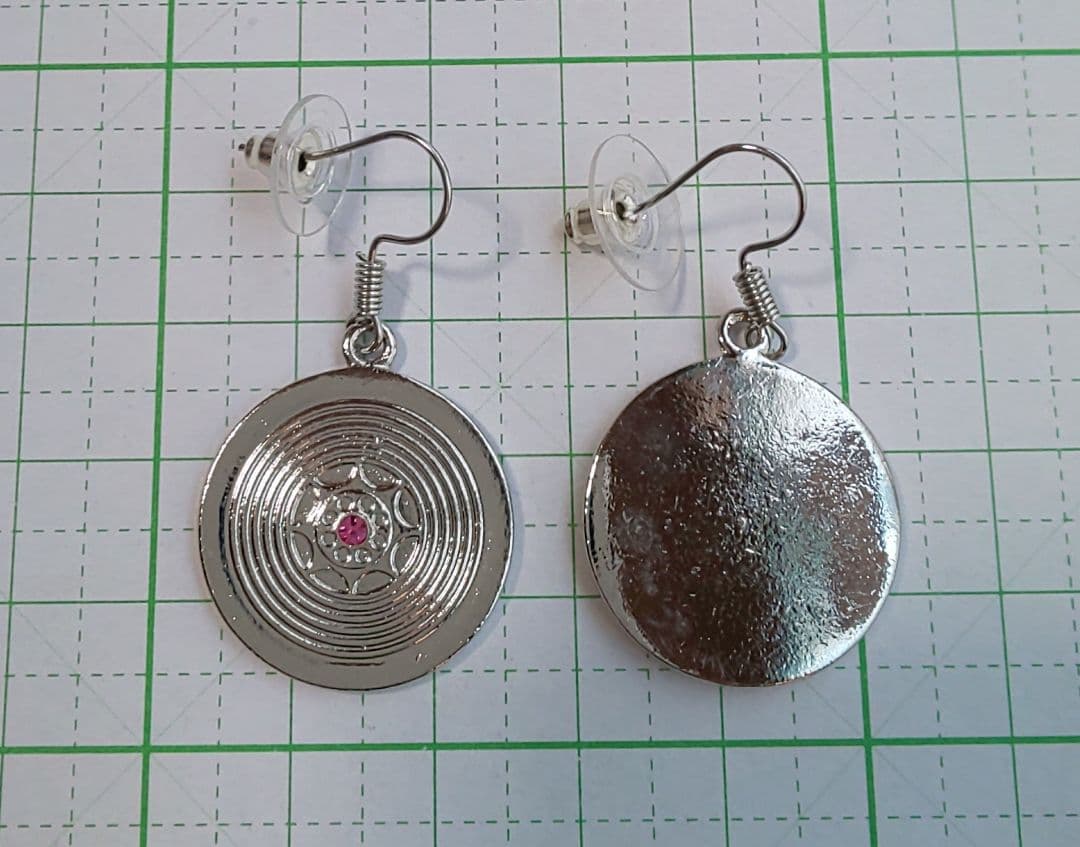 HM　ピアス　シルバー　ピンク