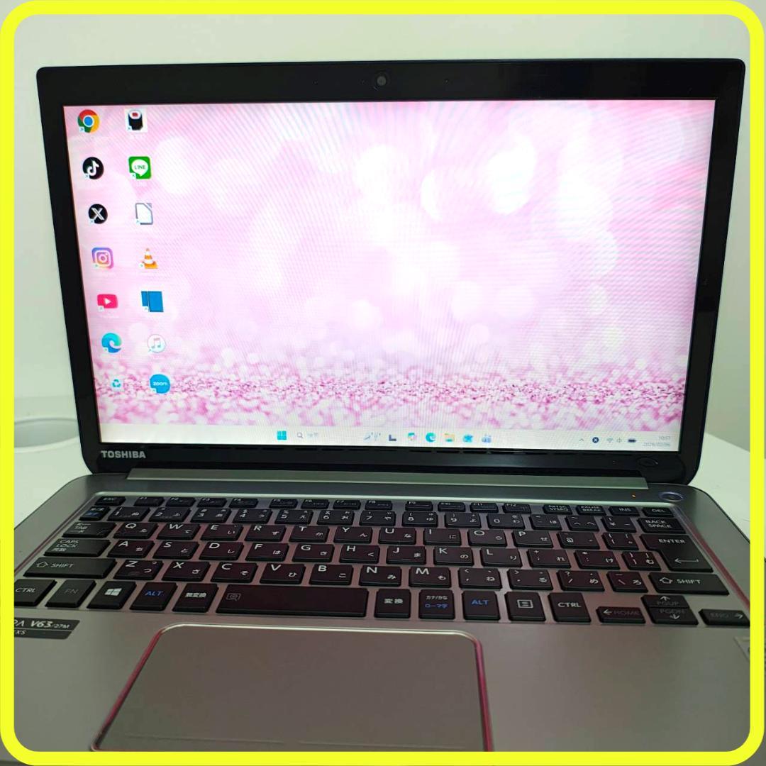 薄型軽量　SSD⭐️windows11　ノートパソコン　office　828