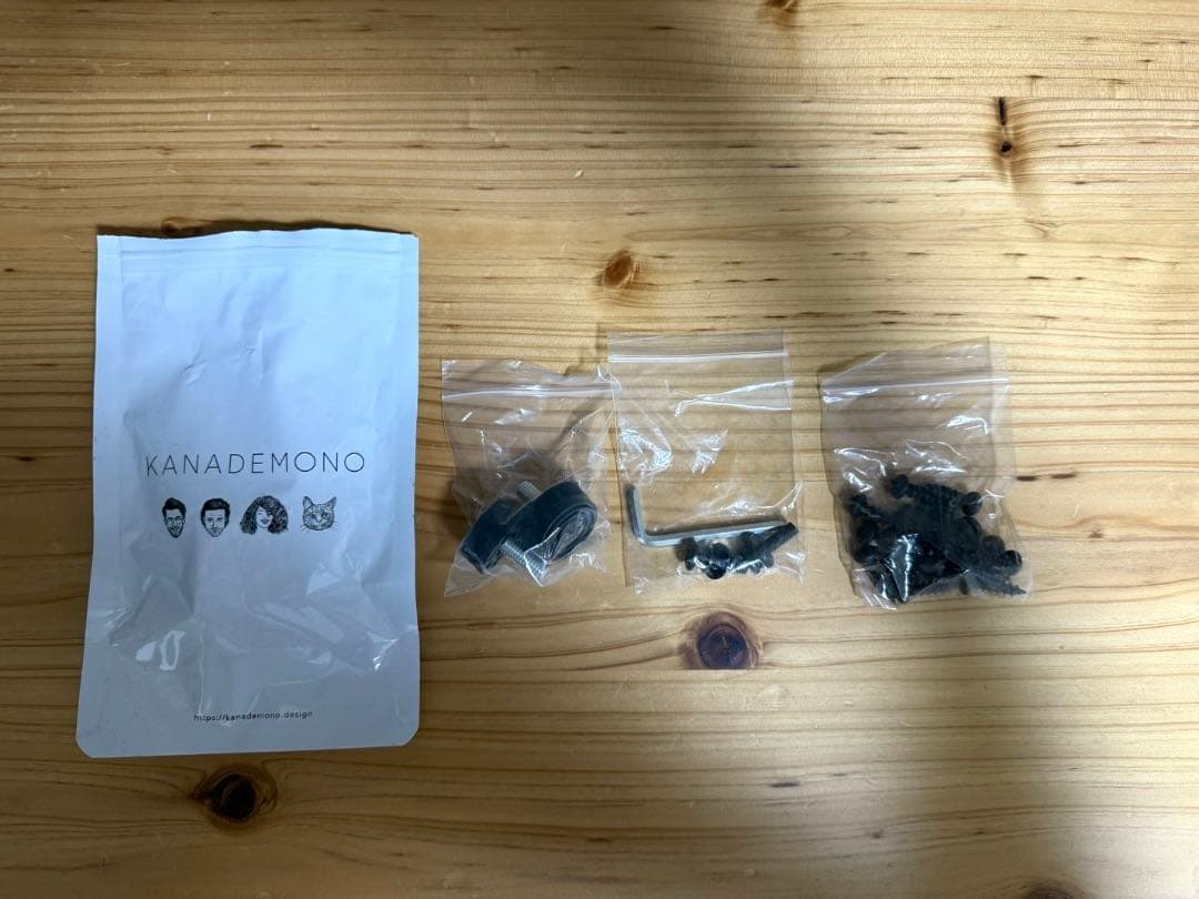 KANADEMONO かなでもの TABLE 無垢 杉 Black Steel