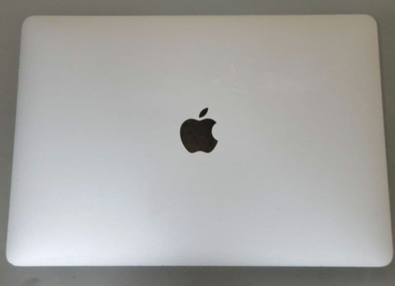 MacBook Pro 2017 ジャンク バッテリー無し