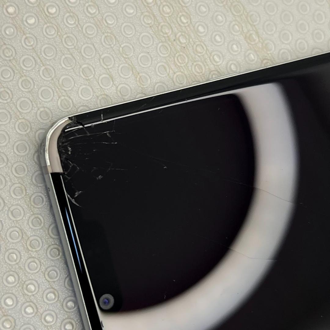 LG style3 ◆ 4GB/64GB / docomo L-41A ※割れ