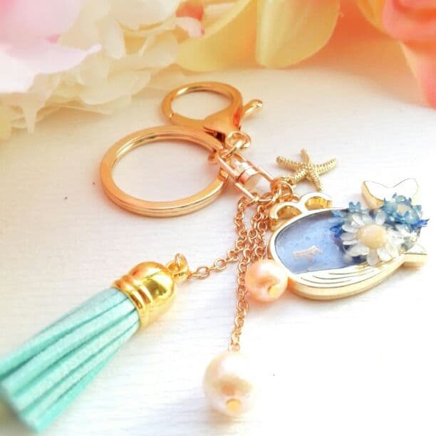 売れました　華くじらキーホルダー　レジン