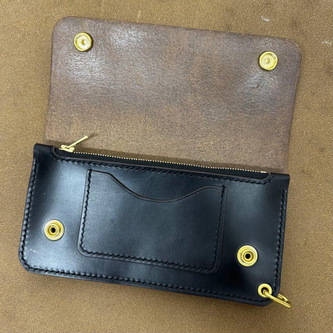 クロムエクセル　トラッカーウォレット　黒　茶心　3層　HORWEEN