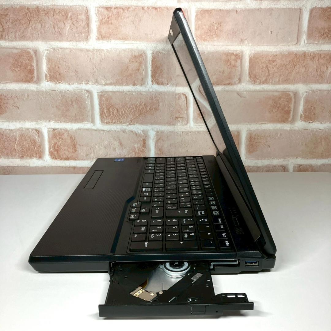 ★テンキー★ 2022年製 第12世代i5 Wi-Fi6E対応 富士通 521