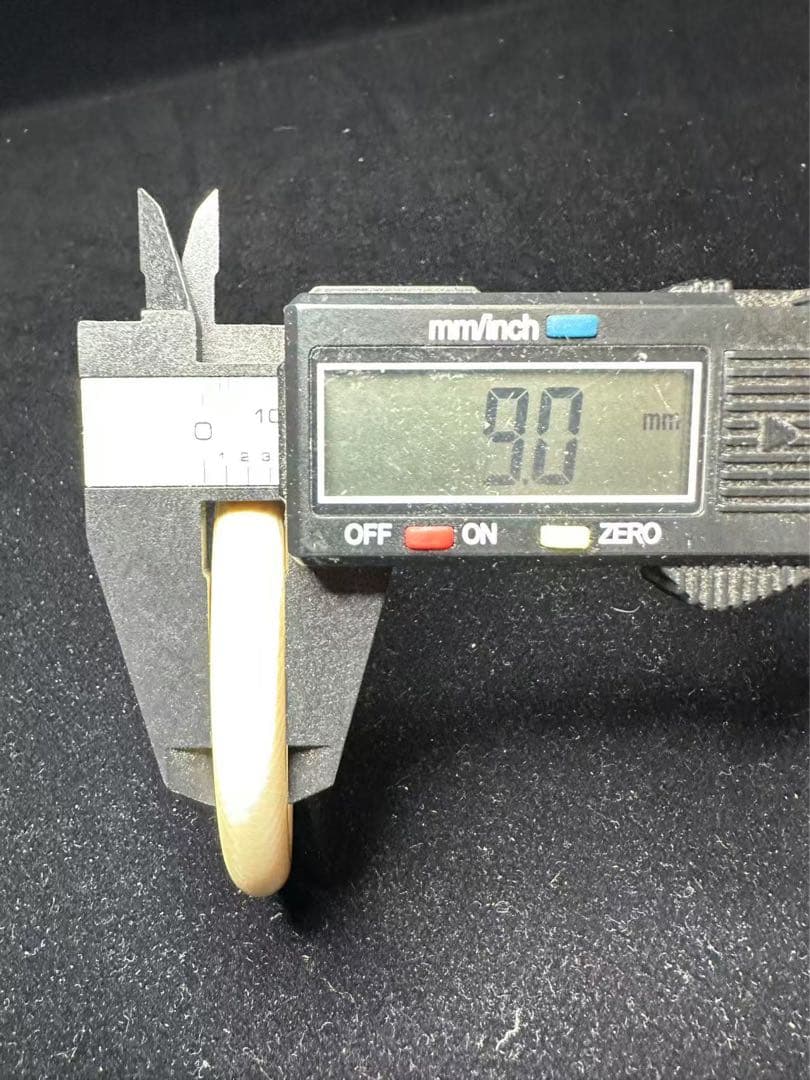 バングル　象牙調　天然素材　アンティーク　彫刻 古美術品細密細工骨董コレクション