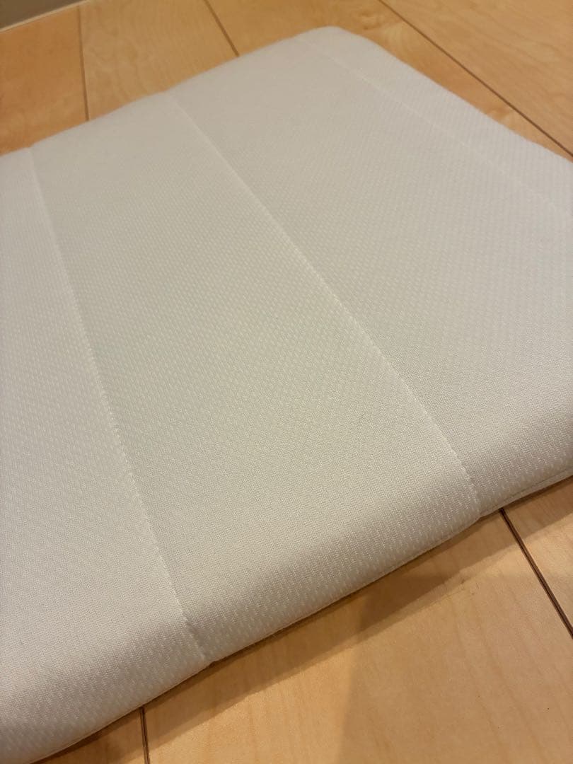 エアウィーヴ 座布団　クッション