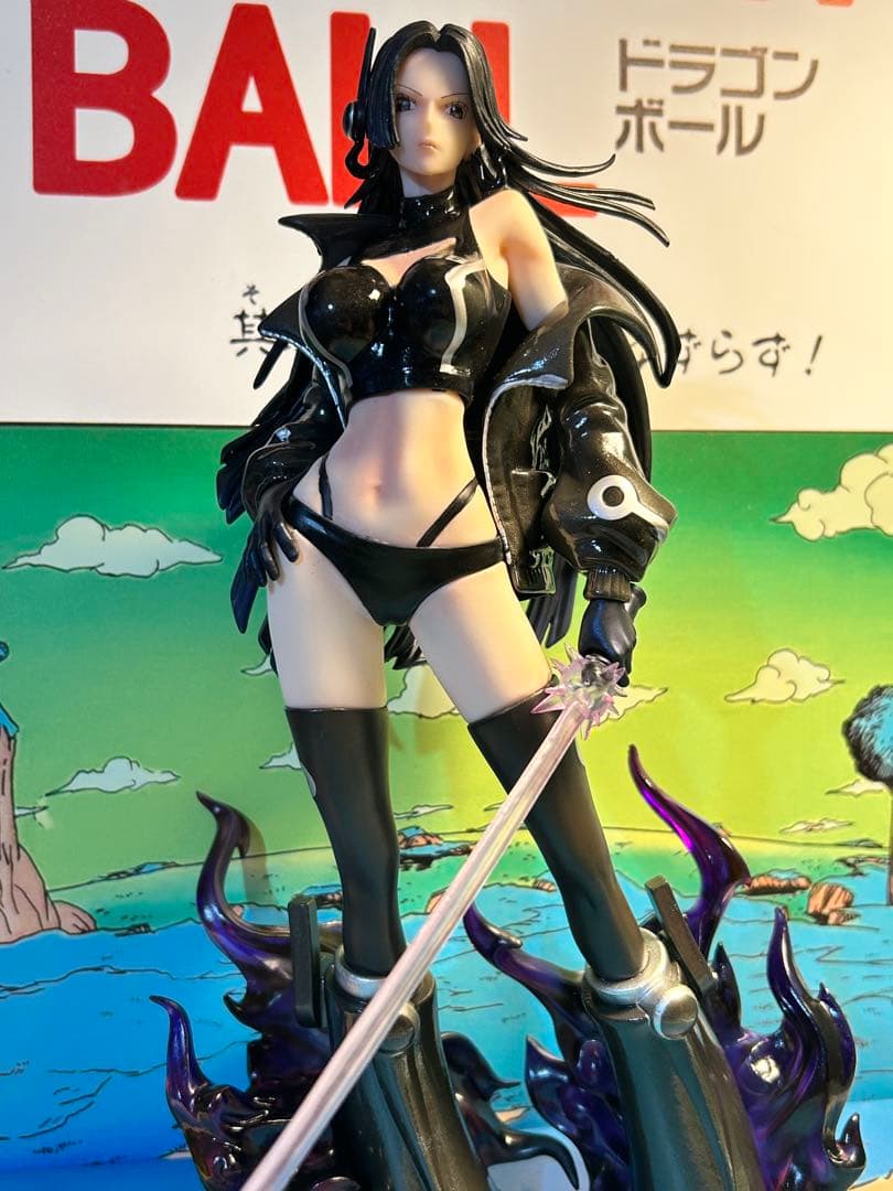 ONE PIECE ワンピース ハンコック フィギュア 黒