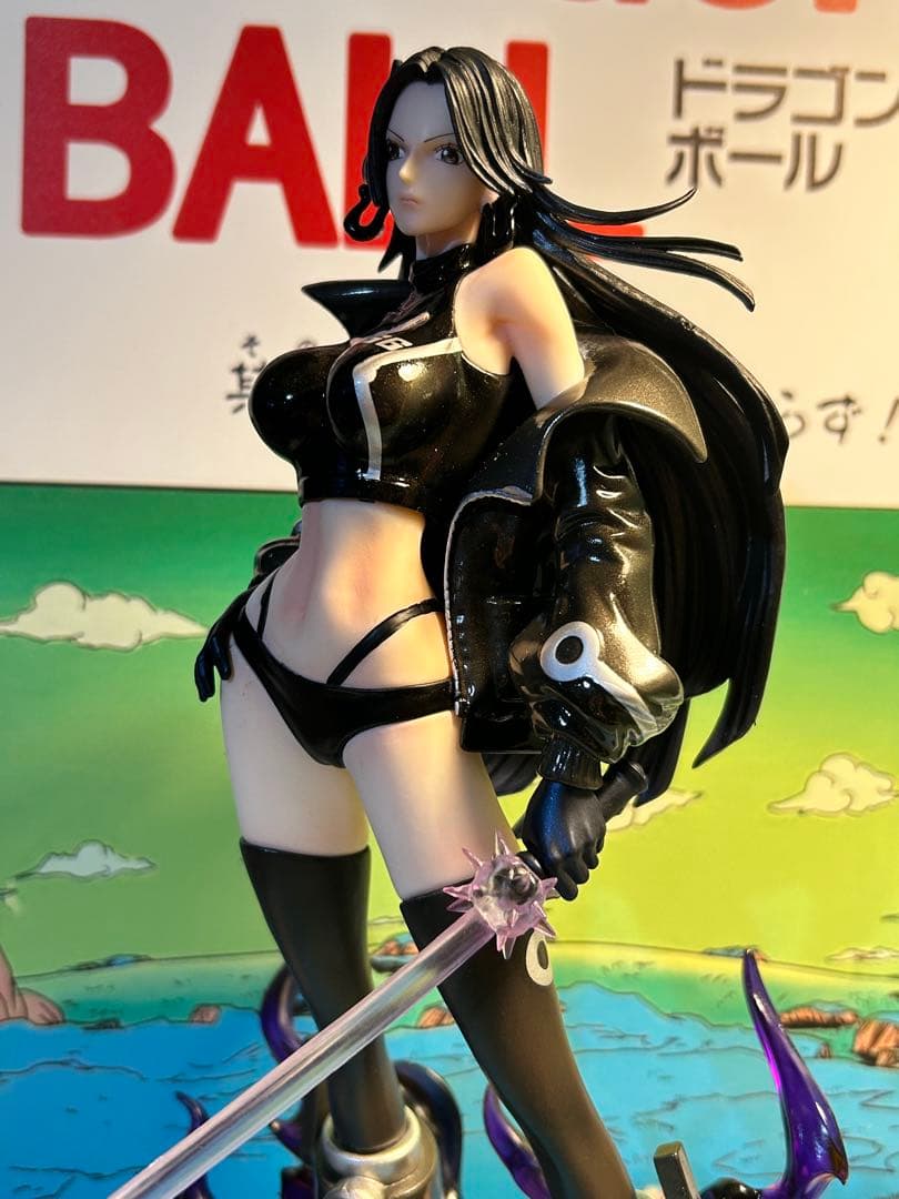 ONE PIECE ワンピース ハンコック フィギュア 黒