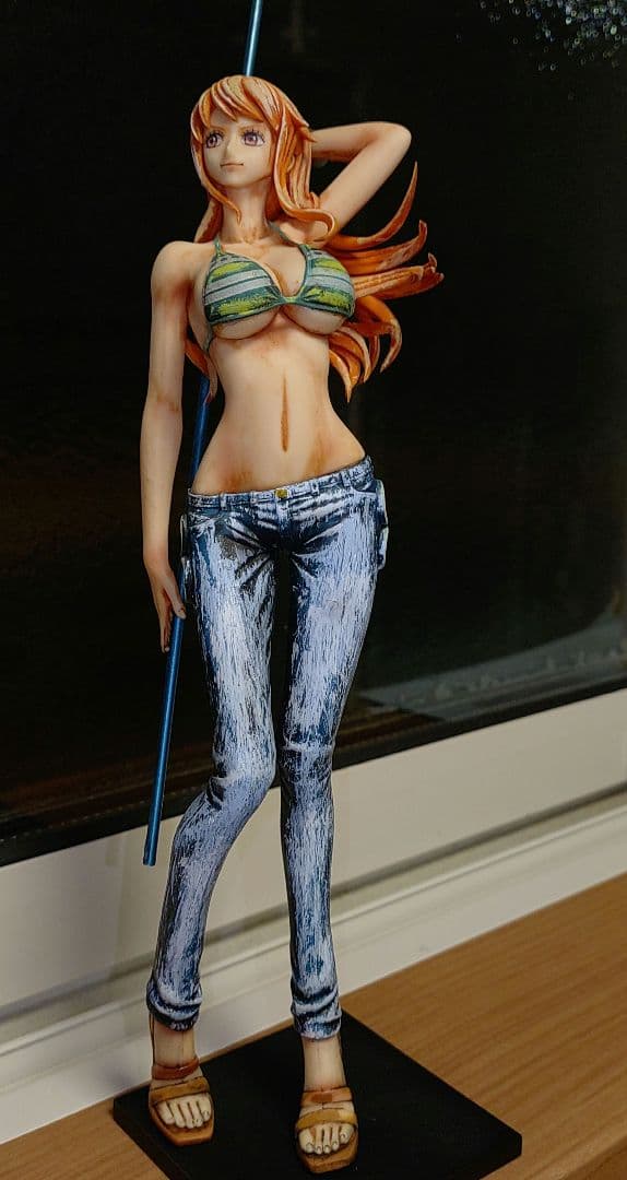 ワンピース ナミ リペイント フィギュア　ONEPIECE NAMI