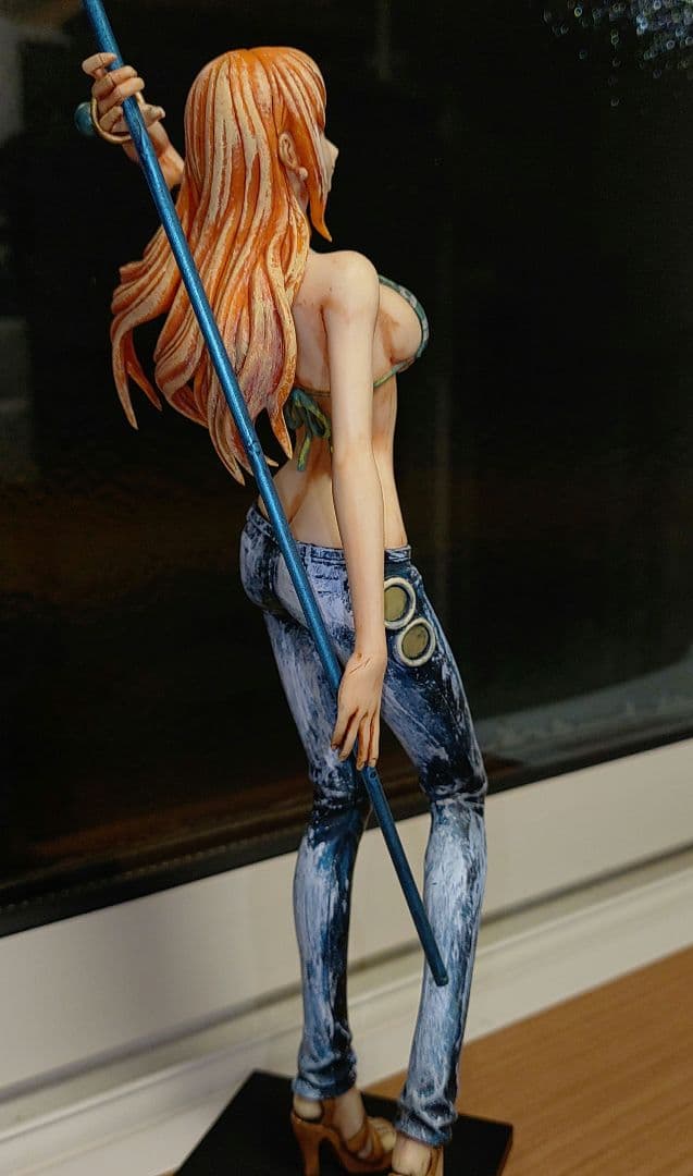 ワンピース ナミ リペイント フィギュア　ONEPIECE NAMI