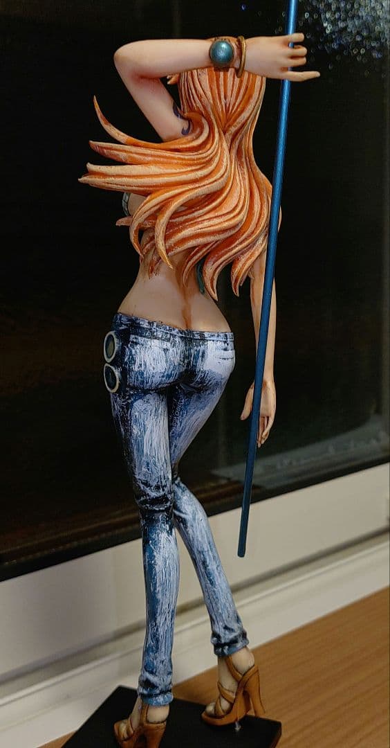 ワンピース ナミ リペイント フィギュア　ONEPIECE NAMI