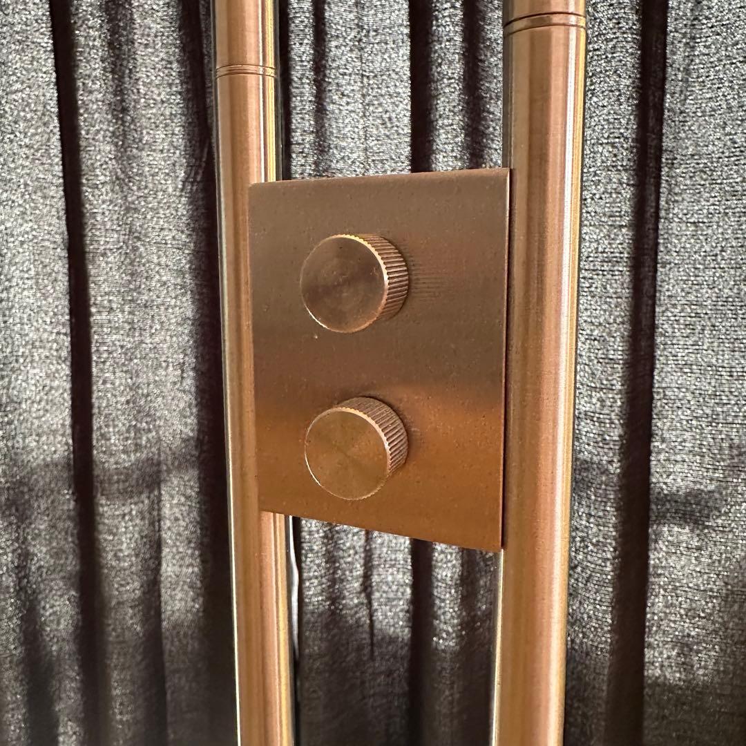 【美品】IKEA イケア　ISJAKT イスヤクト フロアアップライト　間接照明