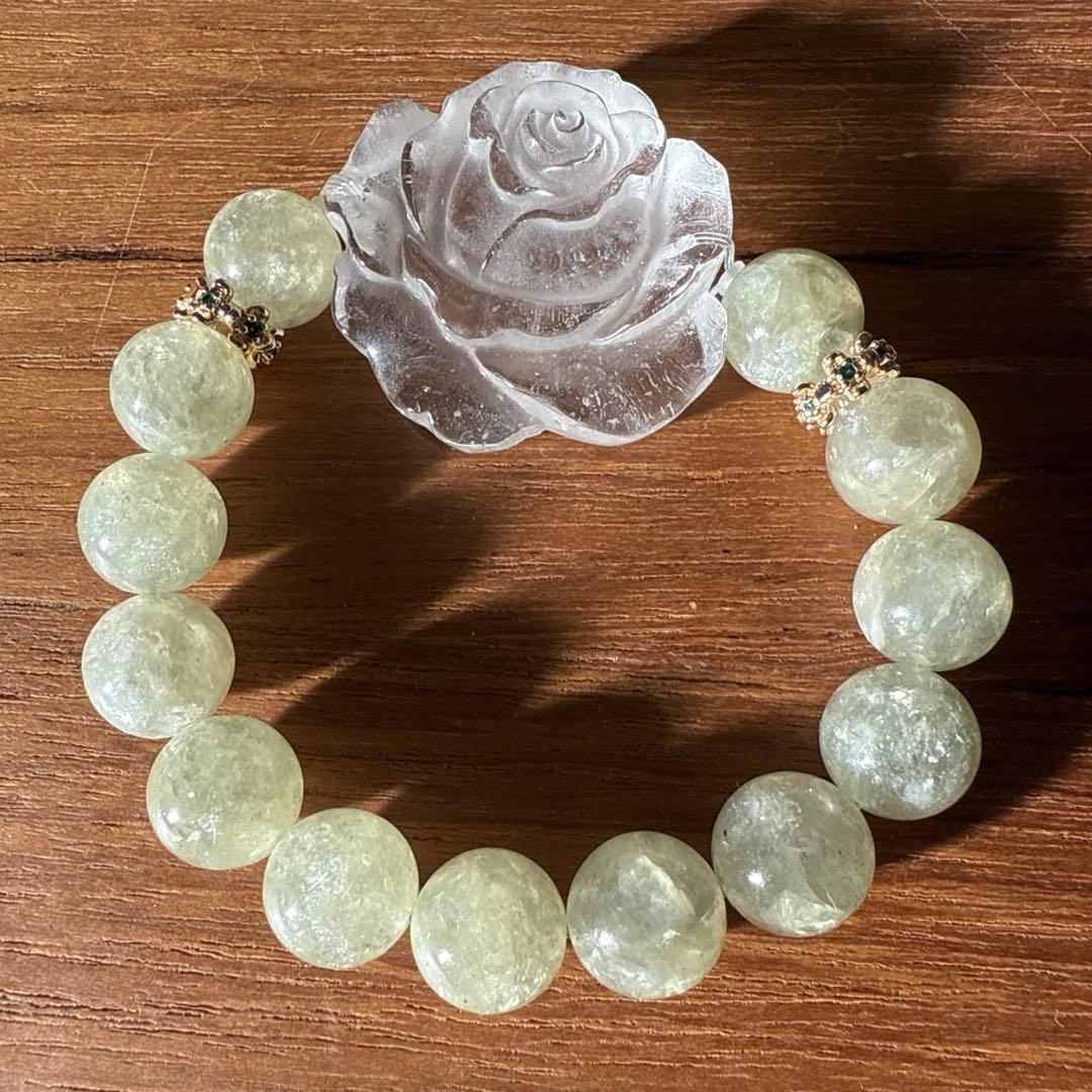 上品❢パステルグリーンマイカと水晶のバラブレス❥