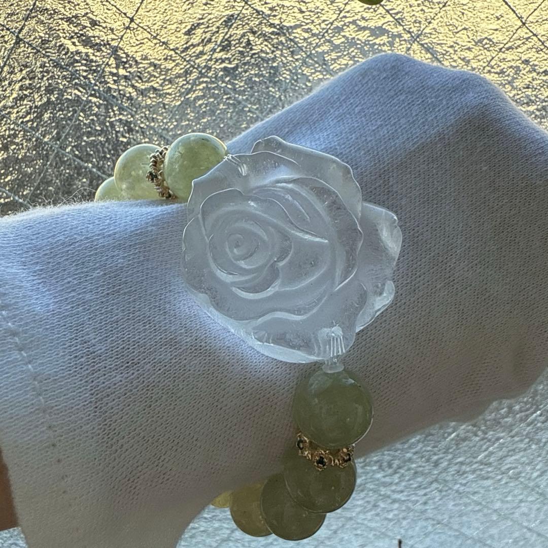 上品❢パステルグリーンマイカと水晶のバラブレス❥