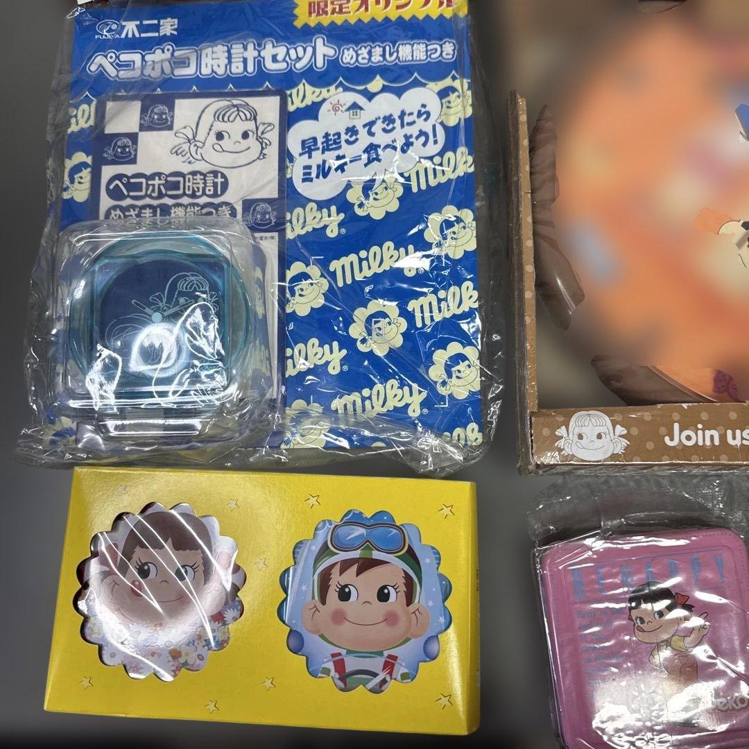 不二家　ぺこちゃん　まとめ売り　カメラ　時計　水筒　ケース　人形など