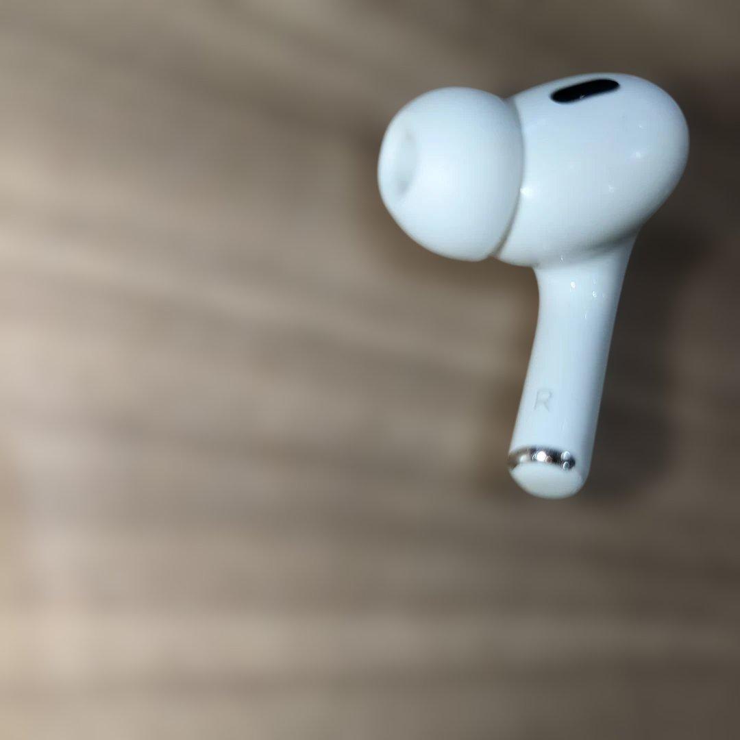 AirPods Pro 第2世代 usb-c 右耳 A3047 [95]