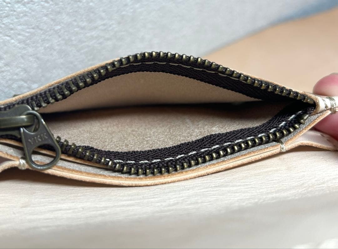 トラッカーウォレット　ミドル　ヌメ革　ショートトラッカー　コンパクト財布