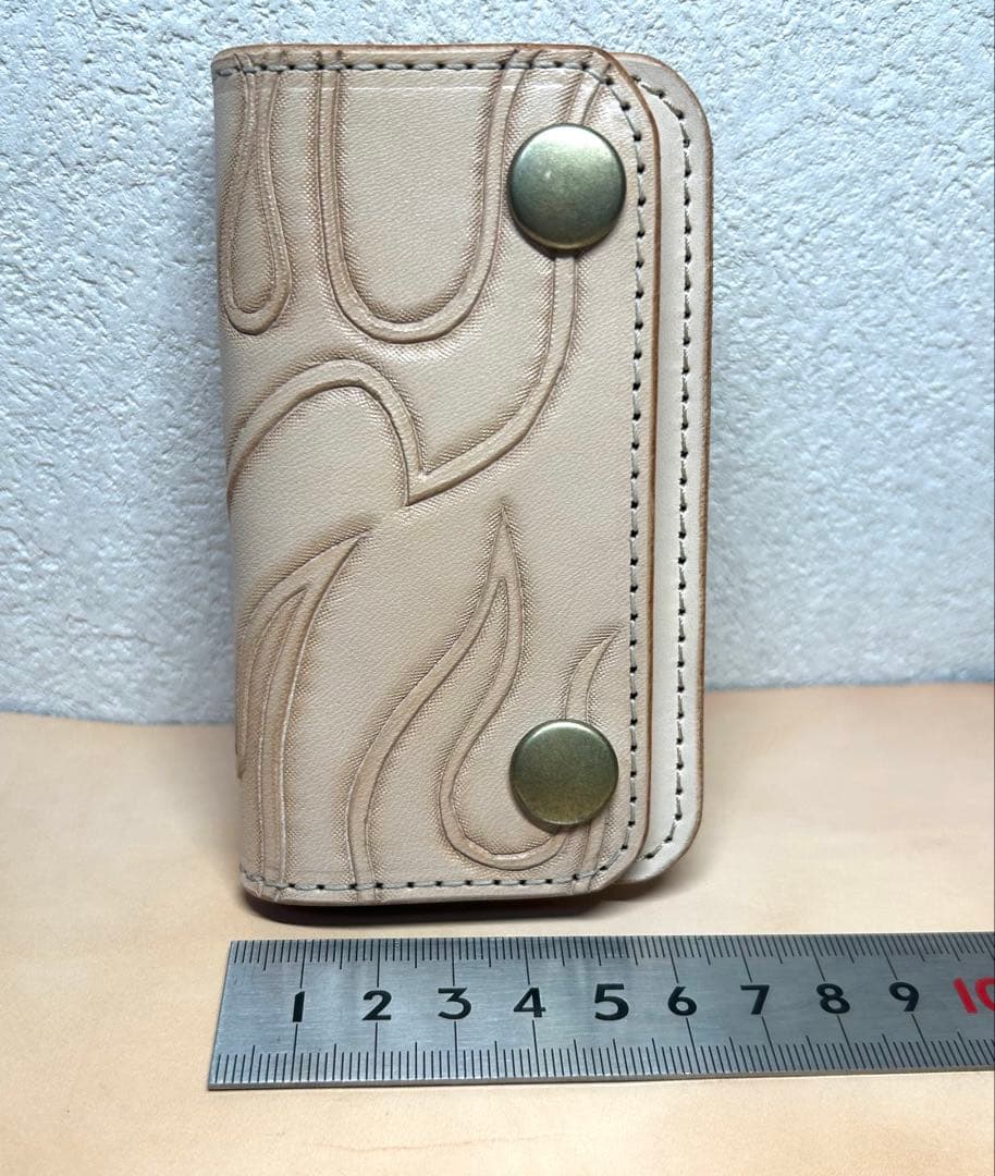 トラッカーウォレット　ミドル　ヌメ革　ショートトラッカー　コンパクト財布