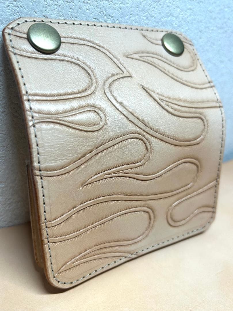 トラッカーウォレット　ミドル　ヌメ革　ショートトラッカー　コンパクト財布