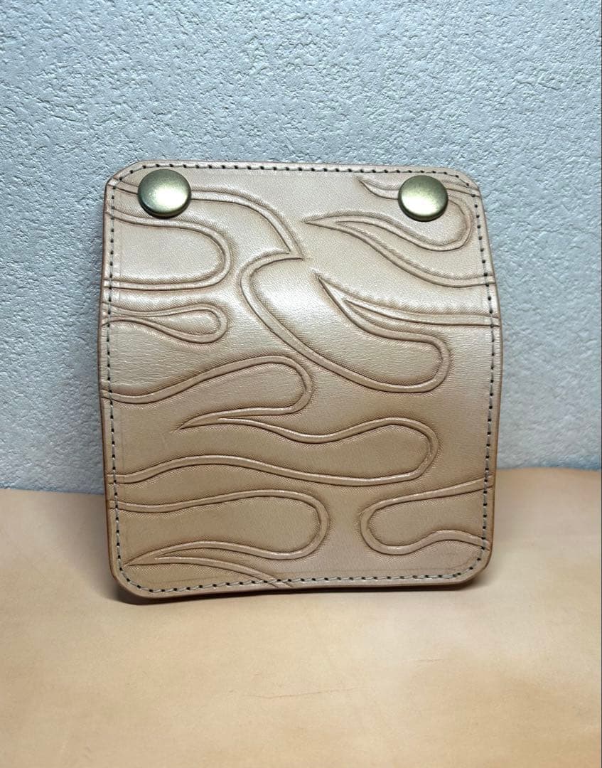 トラッカーウォレット　ミドル　ヌメ革　ショートトラッカー　コンパクト財布