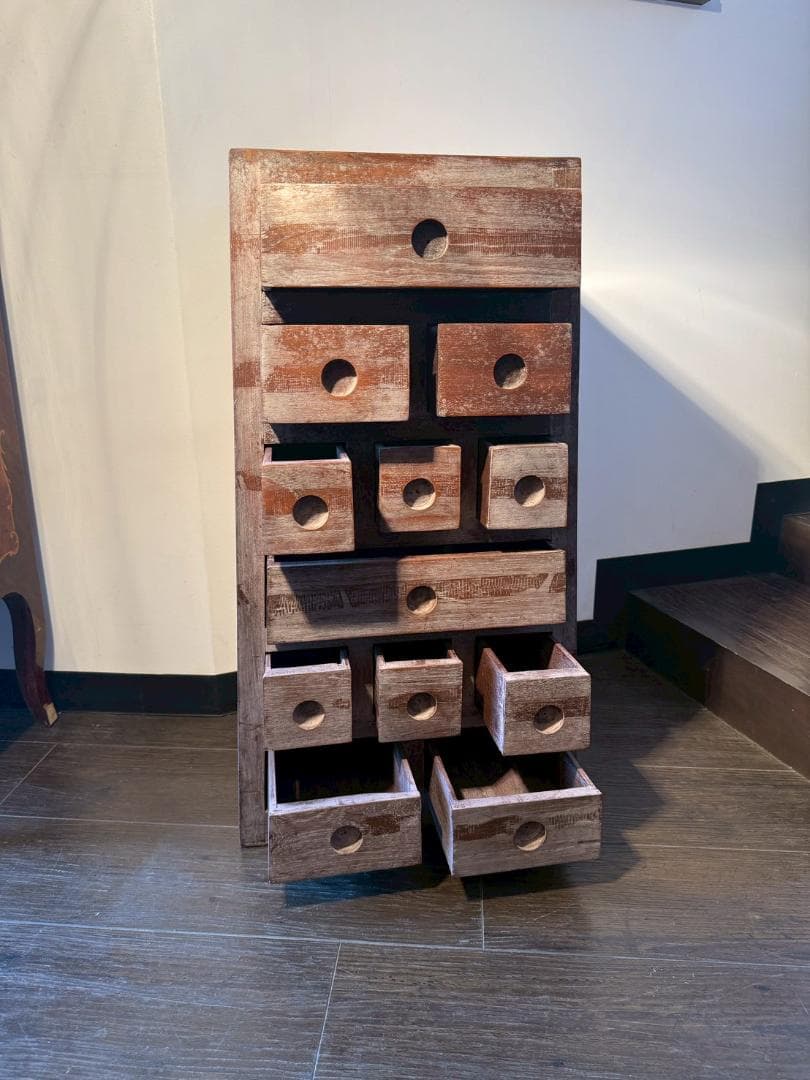 アンティーク　小引き出しチェスト 木製タンス 無垢材 レトロ 古家具 収納棚