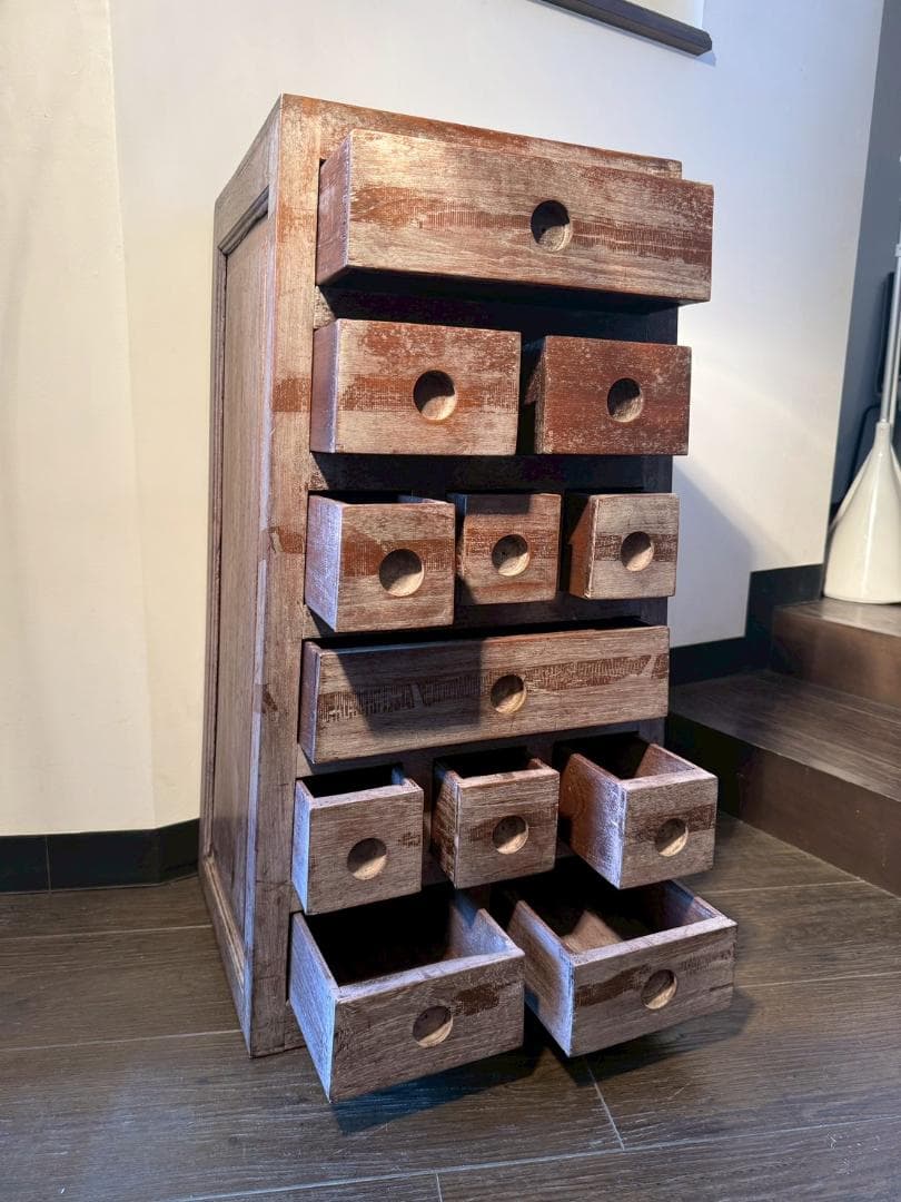 アンティーク　小引き出しチェスト 木製タンス 無垢材 レトロ 古家具 収納棚