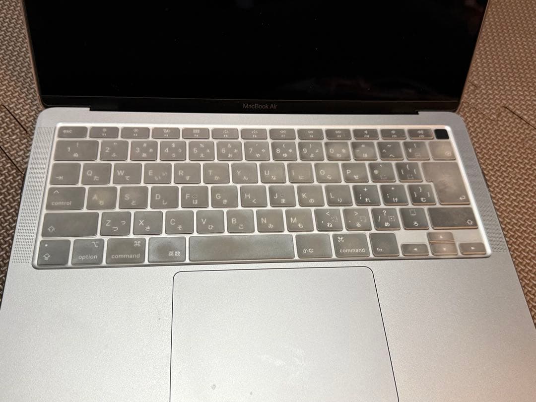 MacBook Air (2020) 本体