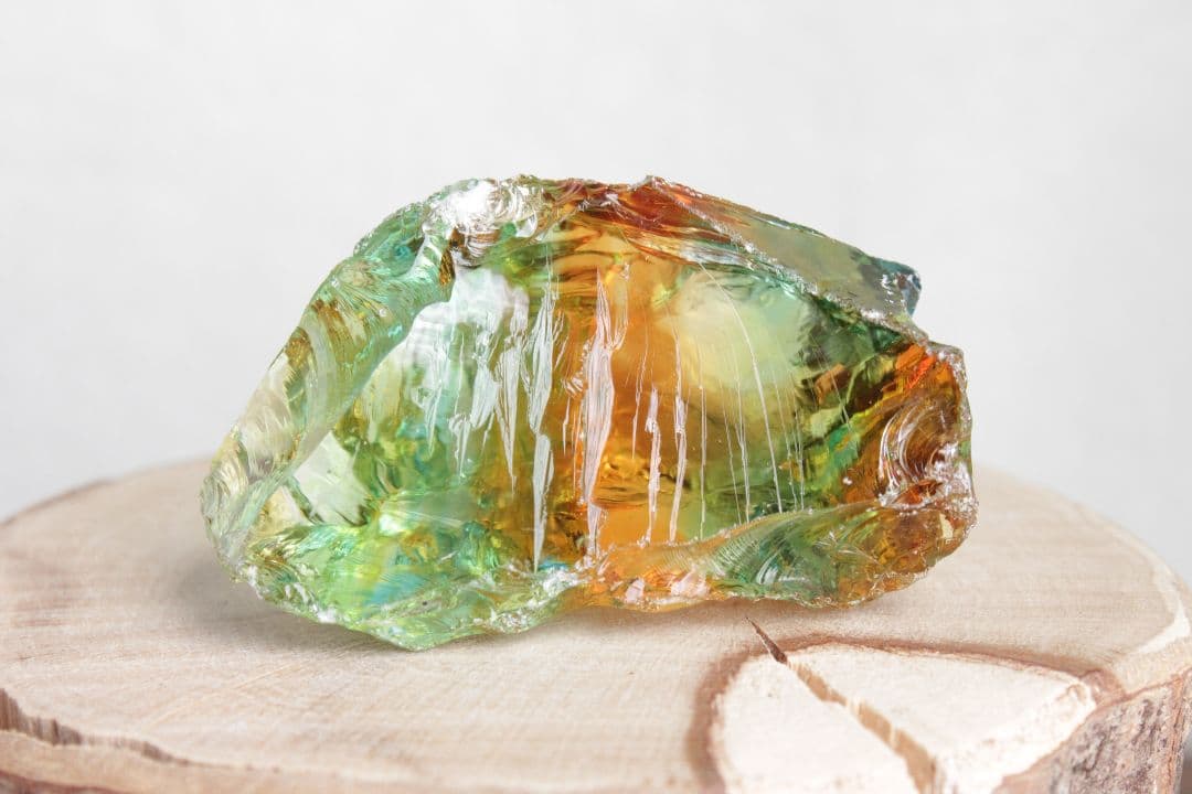 インドネシア産アンダラクリスタル　マルチカラー