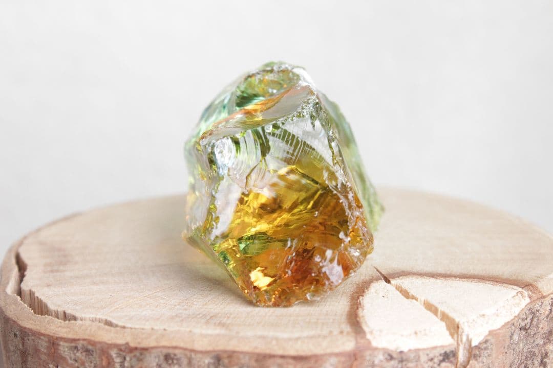 インドネシア産アンダラクリスタル　マルチカラー