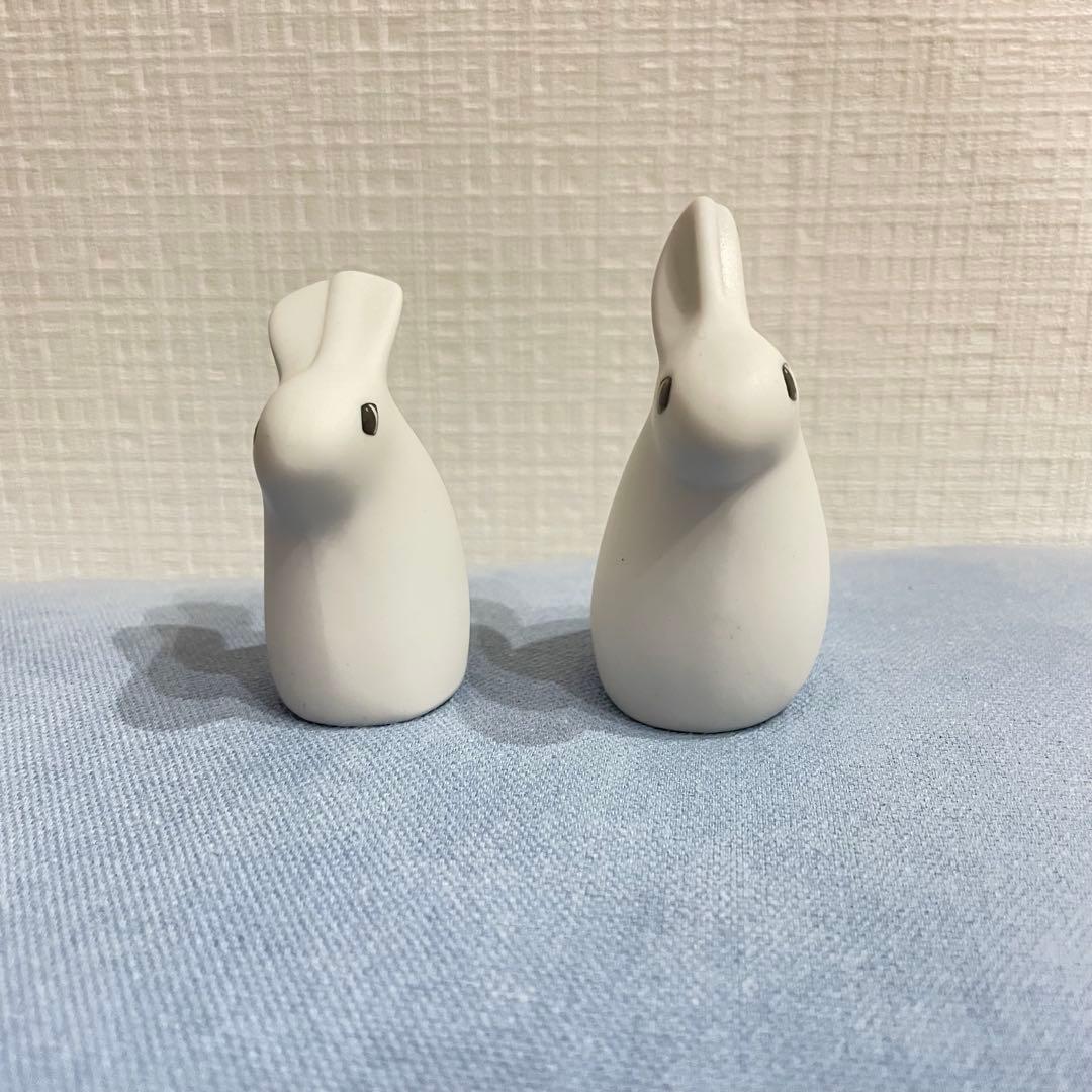 ARABIA ヘルヤ うさぎ 置物　陶器オブジェ 2体セット 北欧インテリア