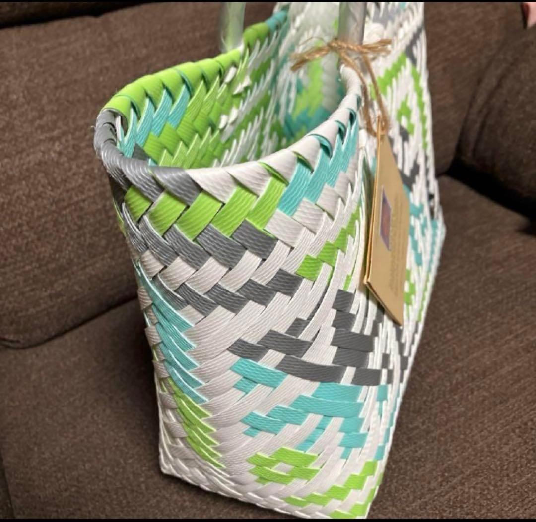 【新品タグ付き】helping hands penan ペナン　プラカゴバッグ