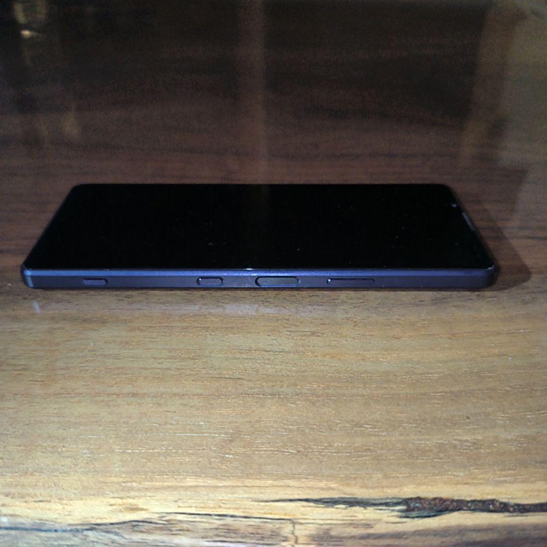 美品 Xperia 1 iii docomo版 256BG 本体のみ