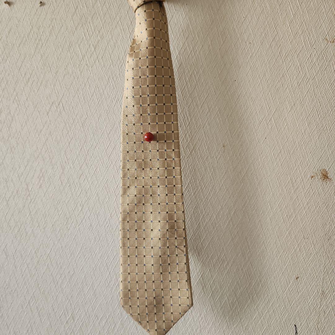 血赤珊瑚 12mm 丸玉タイタックピン