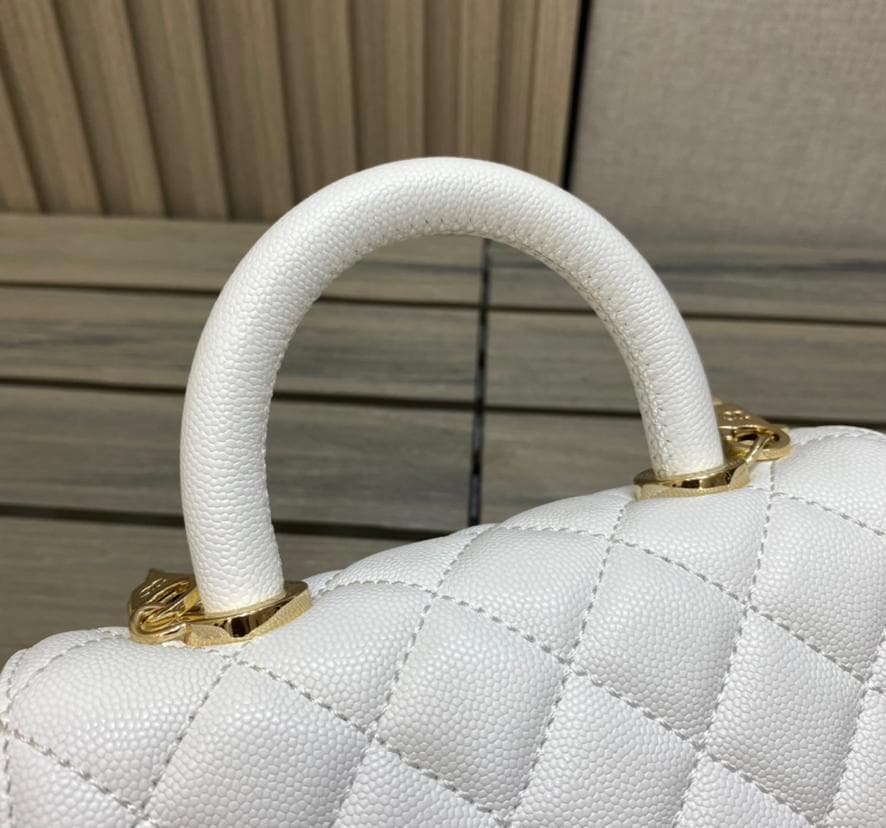 ホワイト キルティング ハンドバッグ~~~