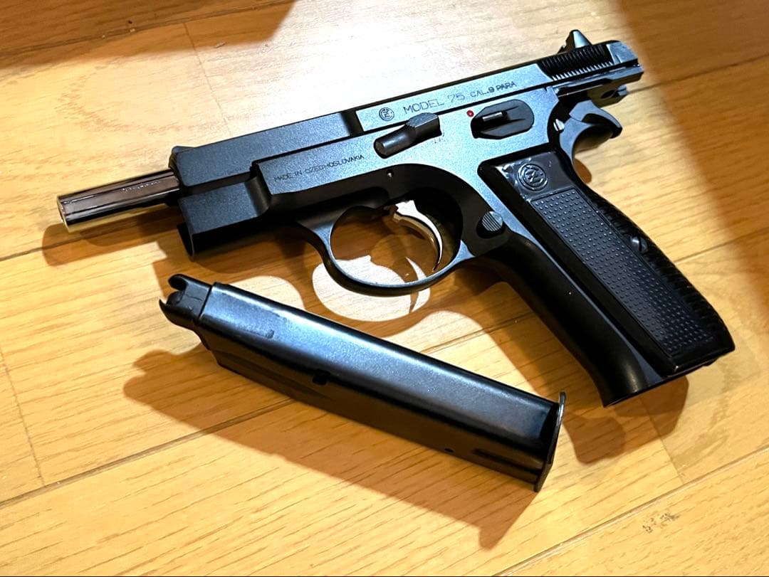 あーく　KSC CZ75 ファースト 初期型 マットブラック