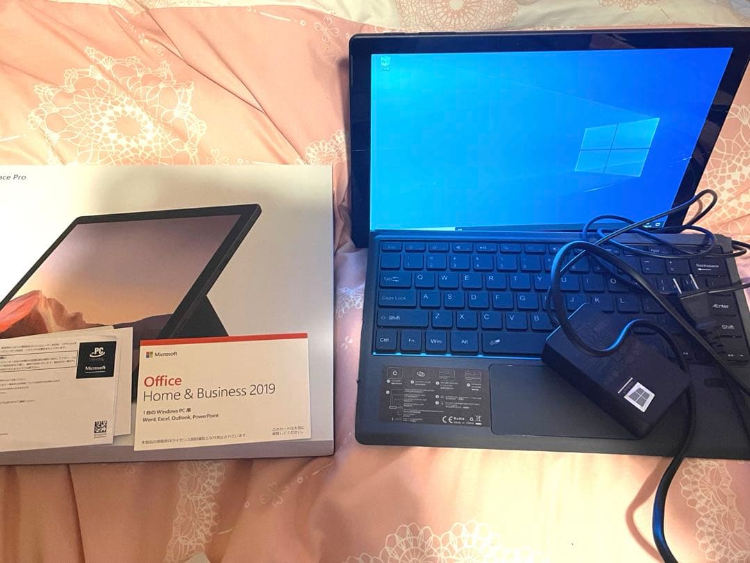 青*海様 Microsoft Surface Pro7（起動確認済み.初期化済み