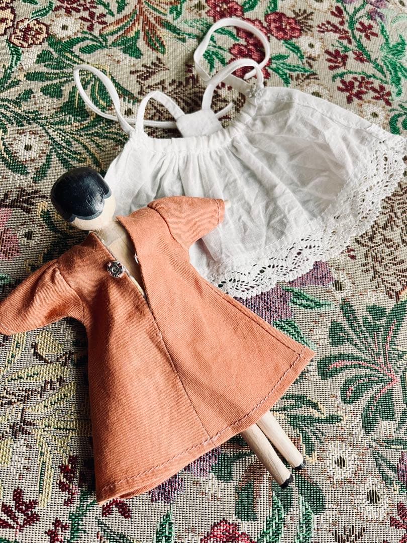 ペグドール　ウッデンドール　ハンドメイド　14cmほど