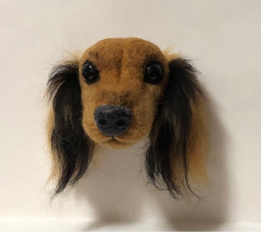 羊毛フェルト　オーダー　Mダックスフンド 犬　顔半立体