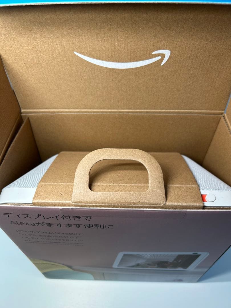 Eco Show 8 第2世代　13メガピクセルカメラ付き　グレーシャーホワイト