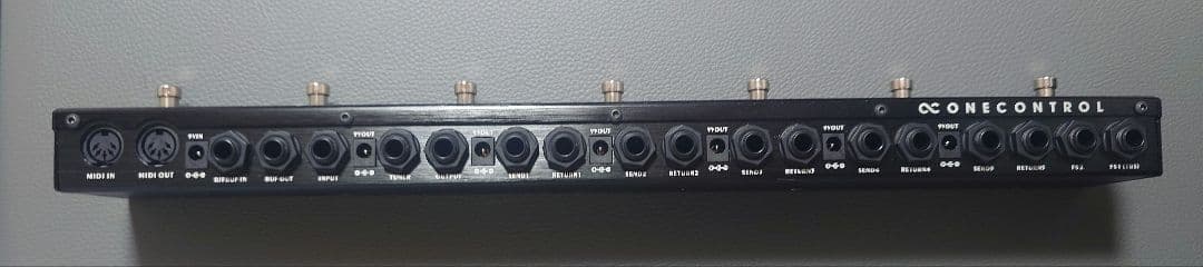 One Control Caiman Tail Loop スイッチャー