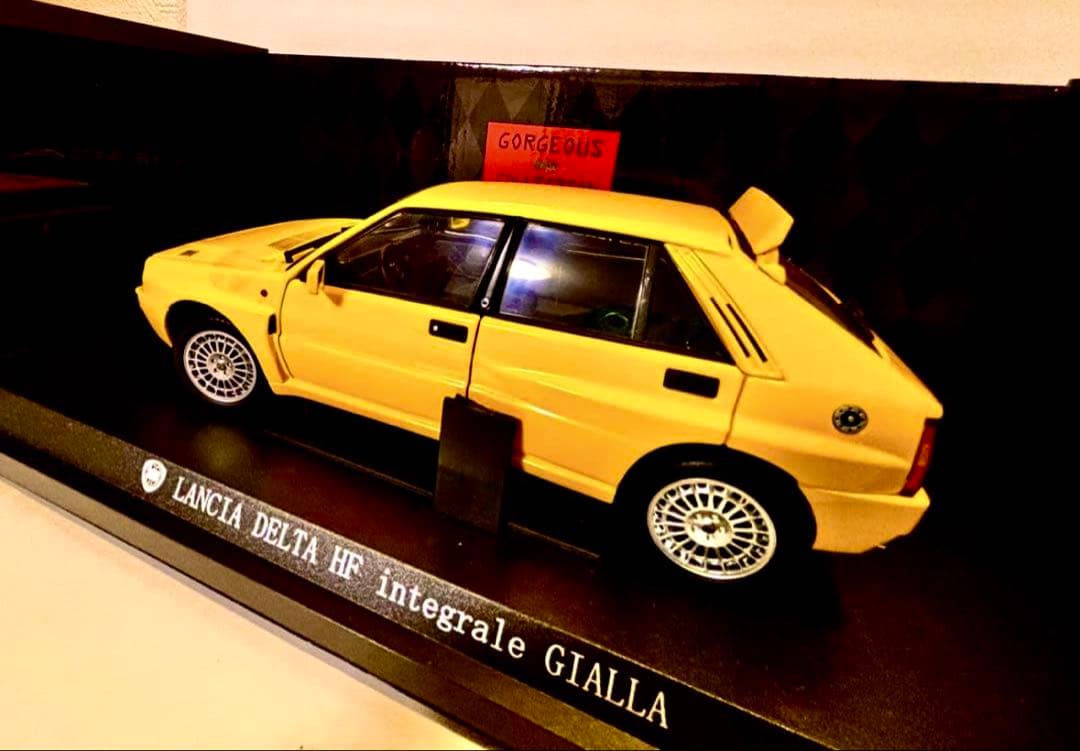 希少 京商 1/18 ランチア デルタインテグラーレ エボルツィオーネ ジアッラ