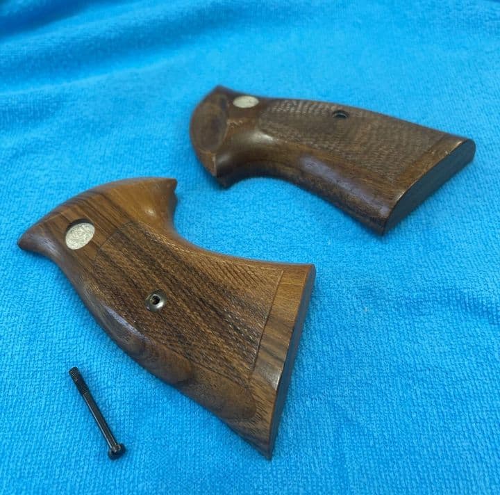 コクサイ　S&W M29 44マグナム　木製グリップ　モデルガン