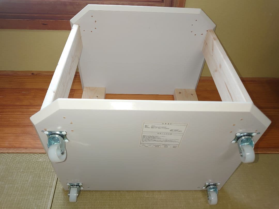 【移動に便利なキャスター付⑯】パチスロ実機1台用の置き台（シンプルスタンド）★小