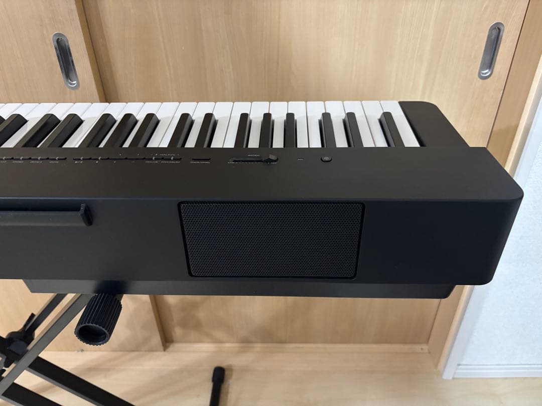 美品！ヤマハ 電子ピアノ P-225B 88鍵、スタンド、FC-35ペダル付