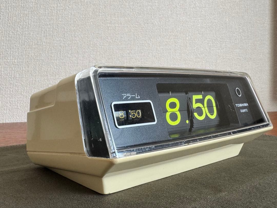 TOSHIBA パタパタ時計　電池式