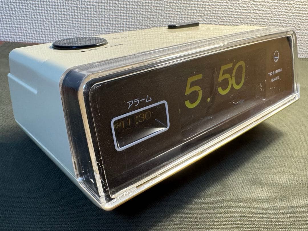 TOSHIBA パタパタ時計　電池式