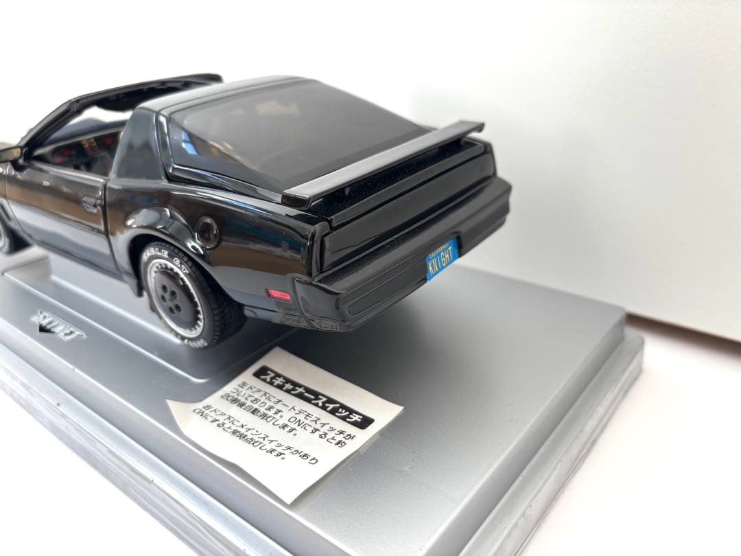スカイネット ナイトライダー1/18 光るナイトフラッシャー 新品電池交換済