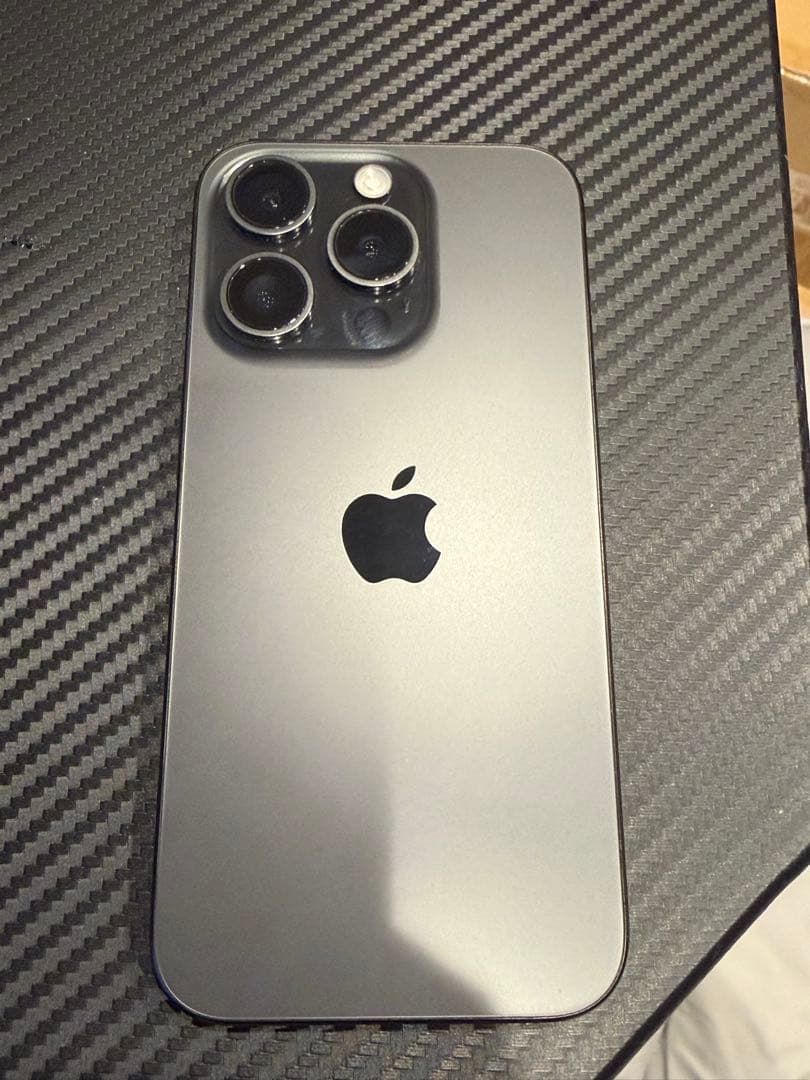 iPhone 15pro 256GB ブラックチタニウム