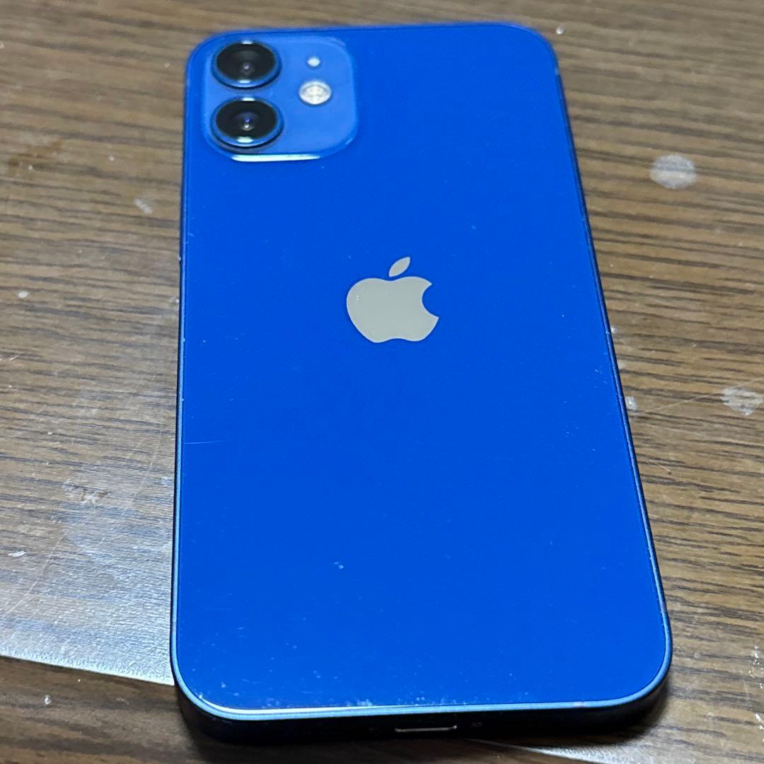 Apple iPhone 12 mini青色 ケース付き
